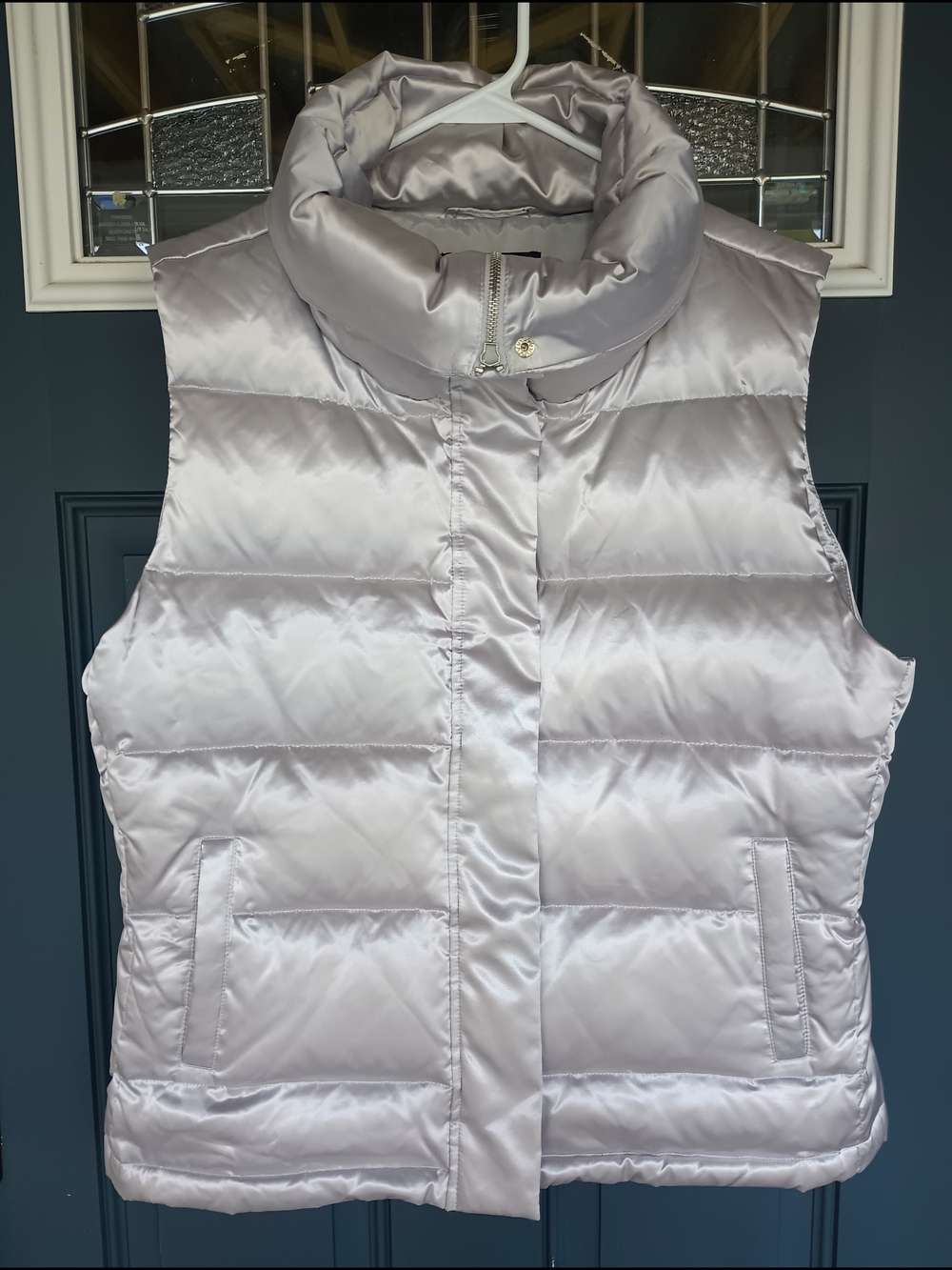Talbots Silver Pearl Satin Quilted Down Zip Up High-Collar Puffer Ski Vest Sz L